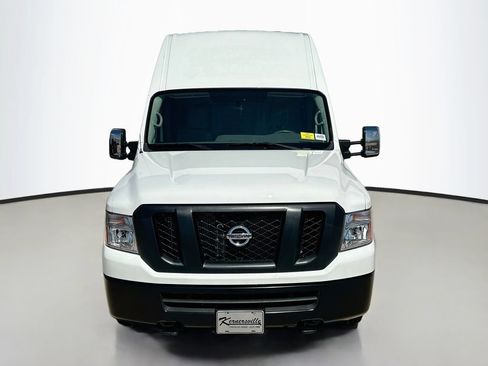 Used 2021 Nissan NV 2500 SV RWD image 2