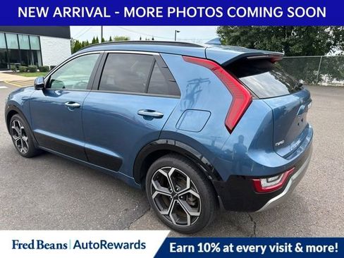 Used 2024 Kia Niro SX Touring FWD image 5