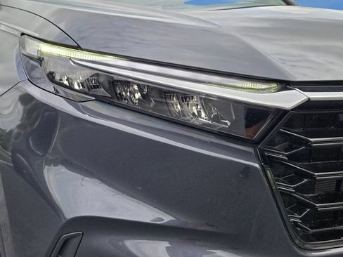 Used 2025 Honda CR-V EX-L image 3