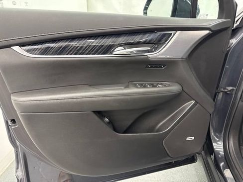 Used 2023 Cadillac XT6 Premium Luxury AWD/4WD image 20