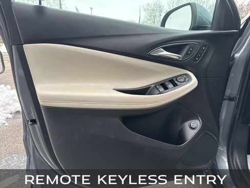 Used 2022 Buick Encore GX Essence w/ Advanced Technology Package image 23