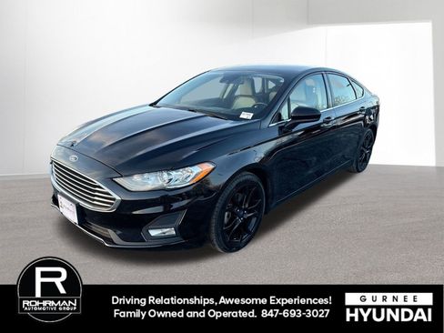 Used 2019 Ford Fusion SE w/ Equipment Group 151A image 1
