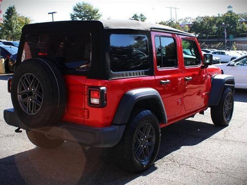 Used 2024 Jeep Wrangler Unlimited Sport AWD/4WD image 5