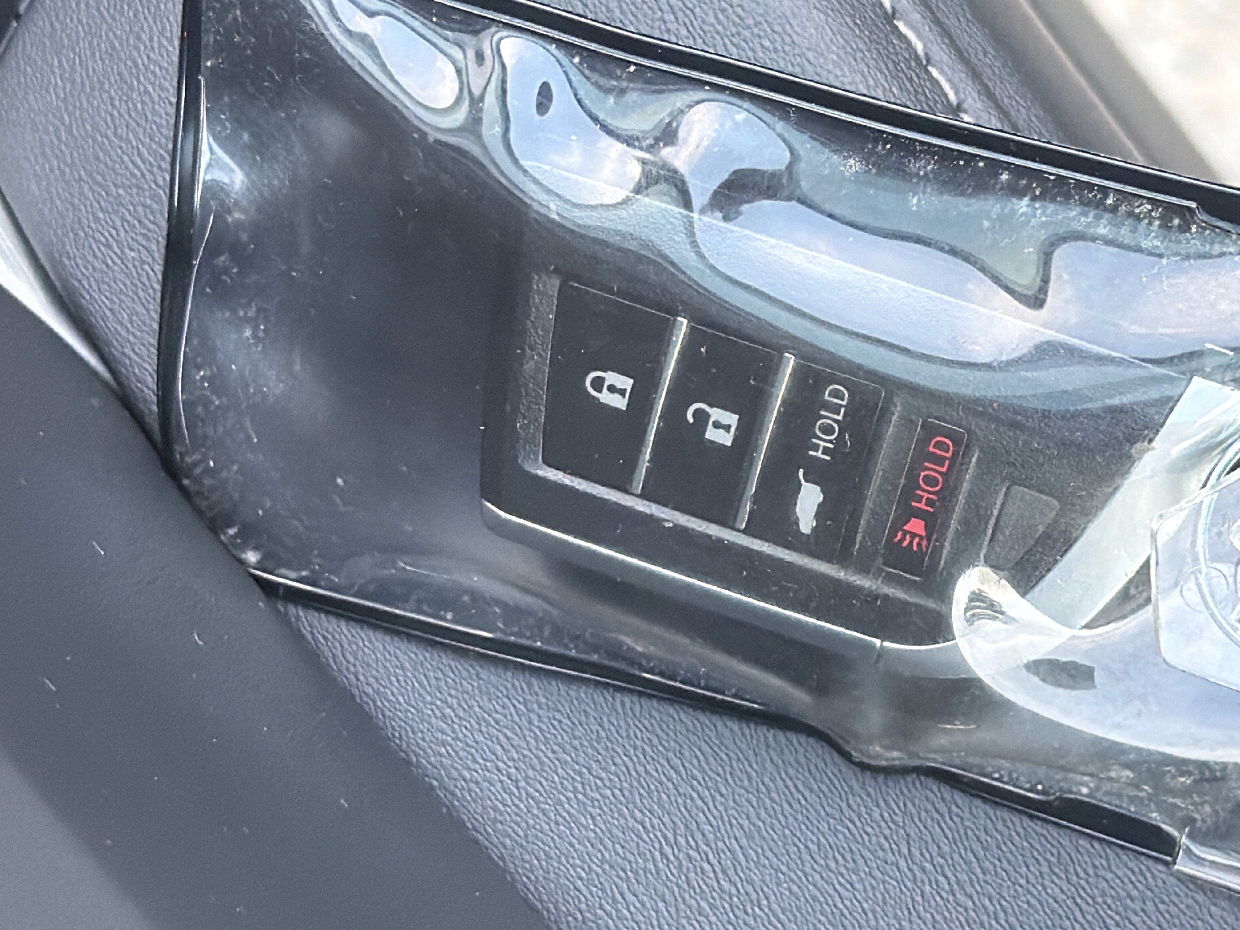 Used 2024 Acura MDX w/ Technology Package FWD image 6