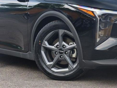 Used 2025 Kia K4 FWD image 3