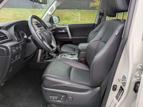 Used 2023 Toyota 4Runner Limited AWD/4WD image 20