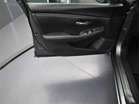 Used 2024 Nissan Sentra SV image 40