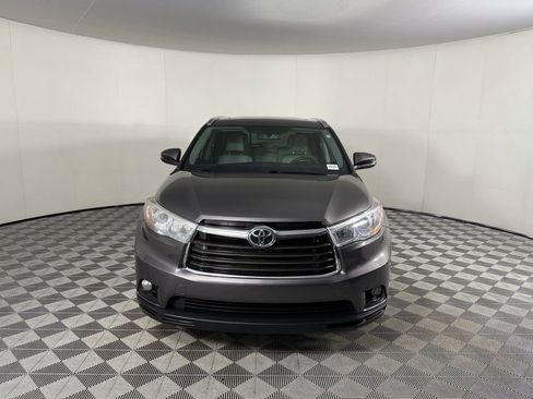 Used 2016 Toyota Highlander XLE AWD/4WD image 5