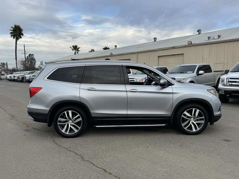 Used 2016 Honda Pilot Elite image 11