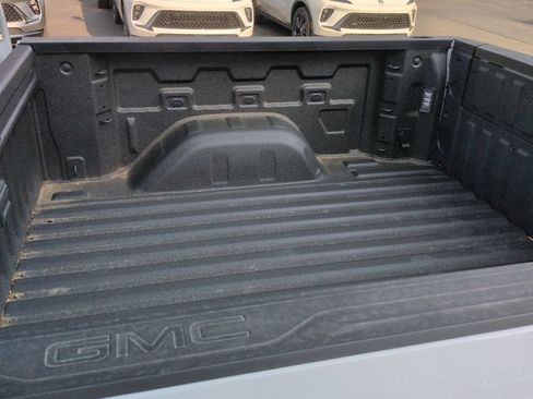 New 2026 GMC Sierra 1500 SLT w/ SLT Premium Plus Package AWD/4WD image 28