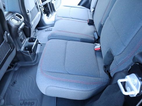 New 2026 Jeep Wrangler Unlimited Rubicon image 12