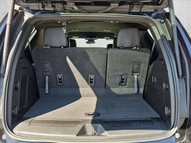 Used 2023 Chevrolet Tahoe LT RWD image 6