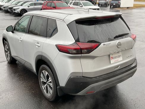 Used 2022 Nissan Rogue SV image 7