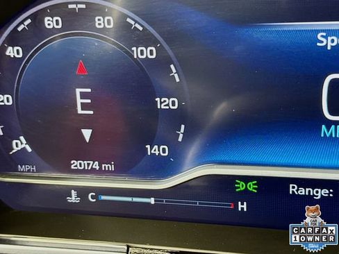 Used 2024 Chevrolet Silverado 1500 LT AWD/4WD image 2