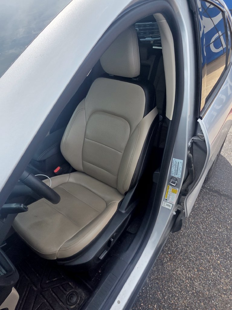 Certified 2020 Ford Escape SEL FWD image 5