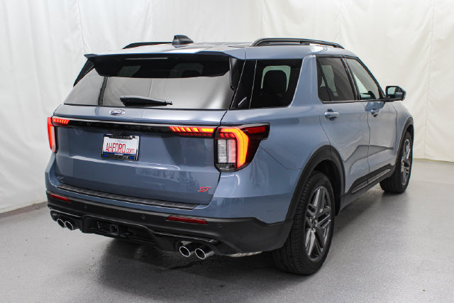 New 2026 Ford Explorer ST w/ Sun And Sound Package AWD/4WD image 8