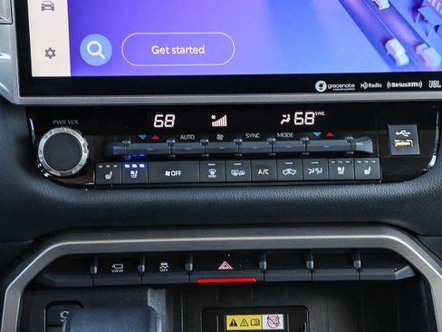 Used 2024 Toyota Tundra Limited image 18