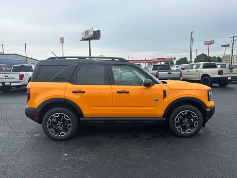 Certified 2026 Ford Bronco Sport Outer Banks AWD/4WD image 8