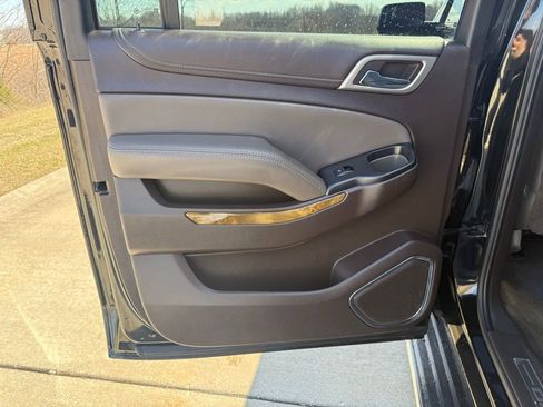 Used 2016 GMC Yukon XL Denali w/ Open Road Package image 13