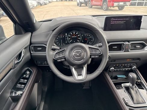 New 2025 MAZDA CX-5 Signature image 33
