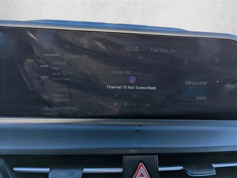 Used 2025 Kia Seltos EX w/ EX Sunroof Package image 18