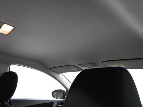 Used 2013 MAZDA MAZDA3 i Touring image 14