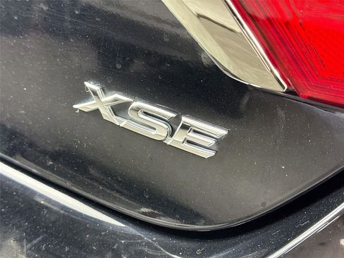 Used 2017 Toyota Camry XSE image 14
