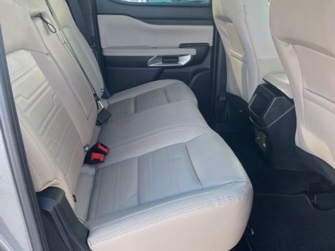 Used 2024 Ford Ranger Lariat w/ FX4 Off-Road Package image 10