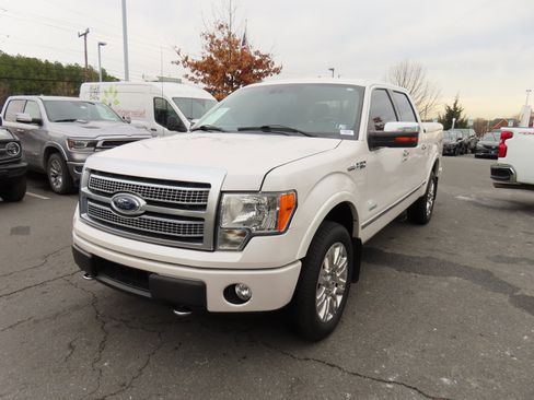 Used 2011 Ford F150 Platinum image 3