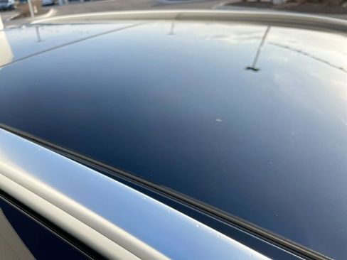 Used 2018 Mercedes-Benz GLC 300 4MATIC image 8