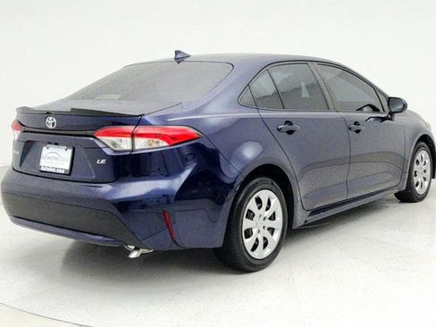 Used 2020 Toyota Corolla LE image 5