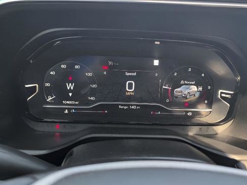 Used 2023 GMC Yukon Denali Ultimate AWD/4WD image 11