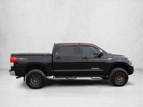 Used 2012 Toyota Tundra 4x4 CrewMax image 4