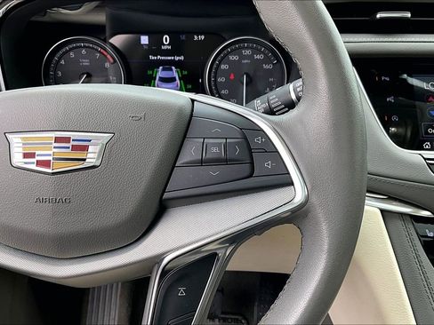 Used 2023 Cadillac XT5 Premium Luxury w/ Technology Package image 26