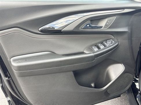 Used 2023 Chevrolet TrailBlazer RS image 21