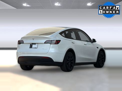 Used 2023 Tesla Model Y Long Range AWD/4WD image 9