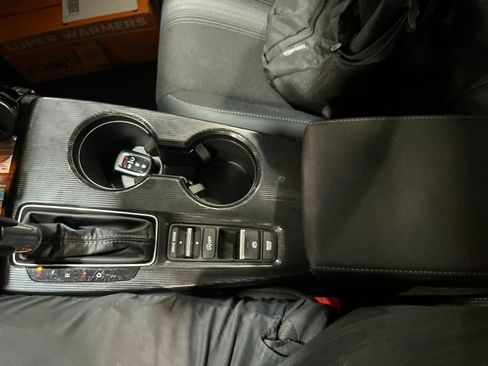 Certified 2025 Honda Civic Sport image 17