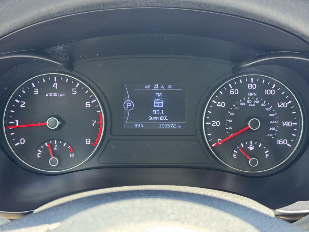Used 2018 Kia Optima LX w/ 17" Alloy Wheels Package FWD image 29