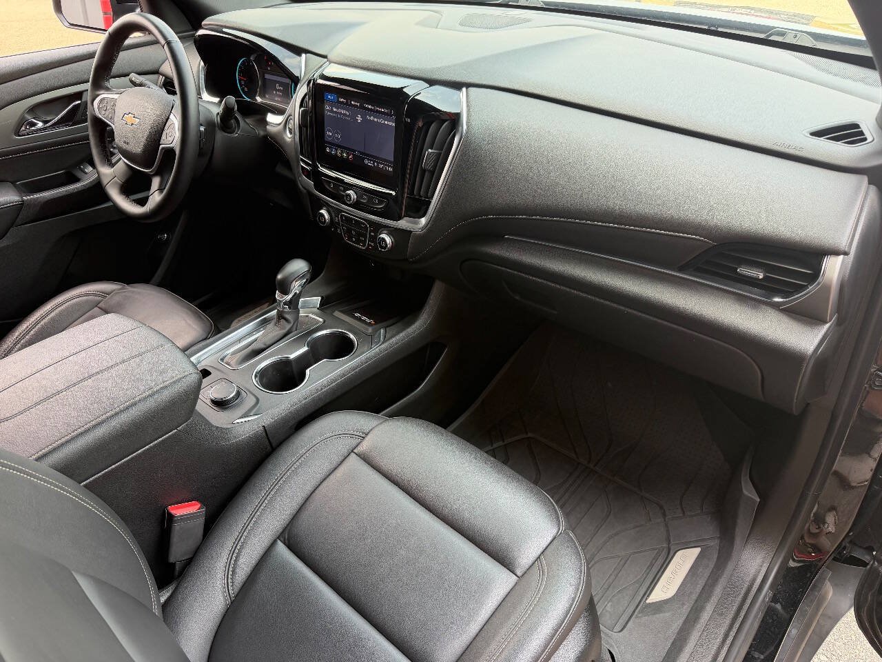 Used 2023 Chevrolet Traverse LT AWD/4WD image 21