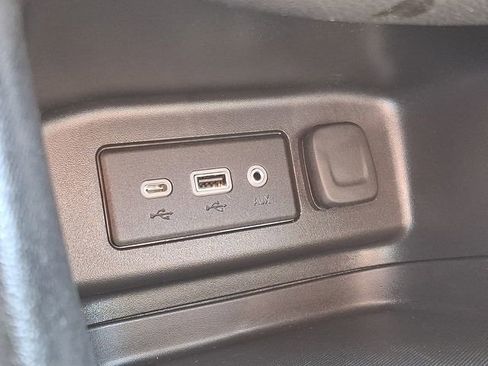 Certified 2023 Chevrolet Equinox LT AWD/4WD image 23