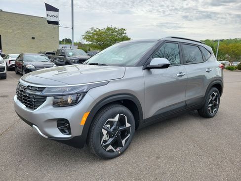 New 2026 Kia Seltos S FWD image 22