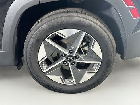 Used 2025 Hyundai Tucson SEL FWD image 11