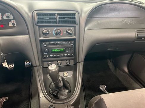 Used 2004 Ford Mustang Cobra RWD image 19