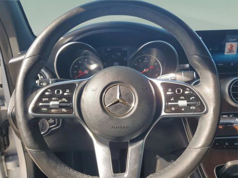 Used 2020 Mercedes-Benz GLC 300 4MATIC image 16