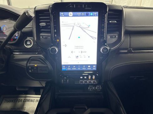 Used 2024 RAM 2500 Limited image 26