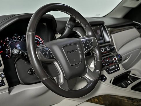 Used 2015 GMC Yukon Denali w/ Touring Package image 24