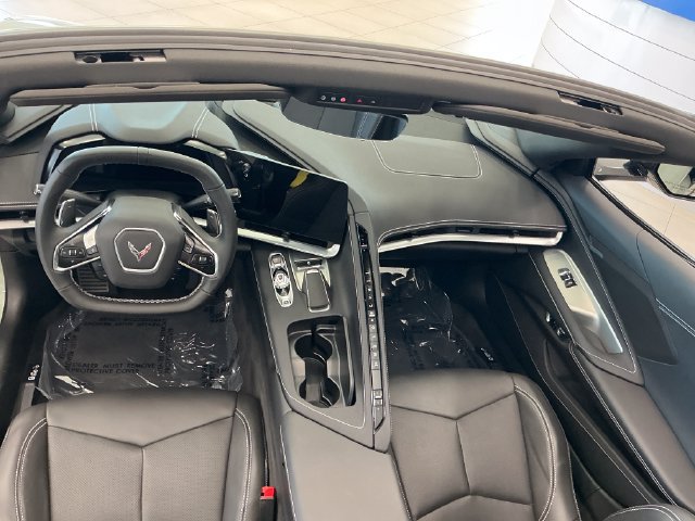 Used 2024 Chevrolet Corvette Stingray Convertible w/ 1LT RWD image 12
