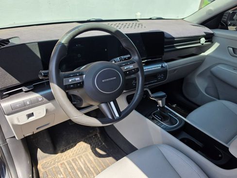 Used 2024 Hyundai Kona SEL AWD/4WD image 4