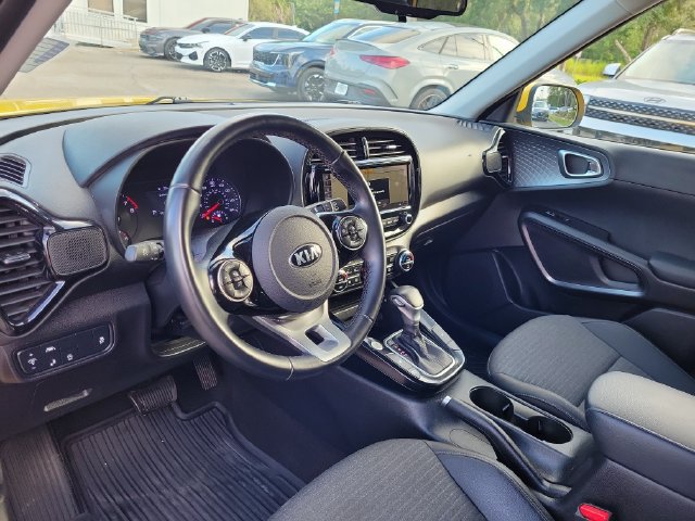 Used 2020 Kia Soul EX w/ Option Group 015 FWD image 18