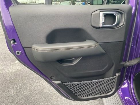 New 2026 Jeep Gladiator Sport AWD/4WD image 33